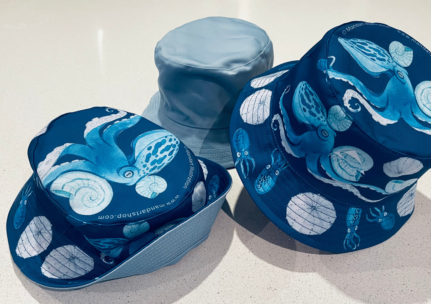 Mandart wildlife bucket hats