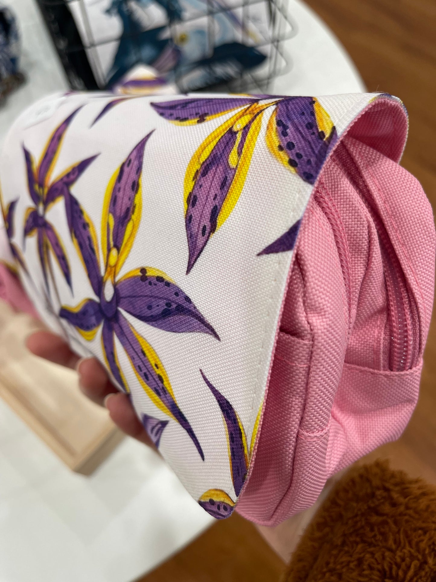 Mandart make up bags