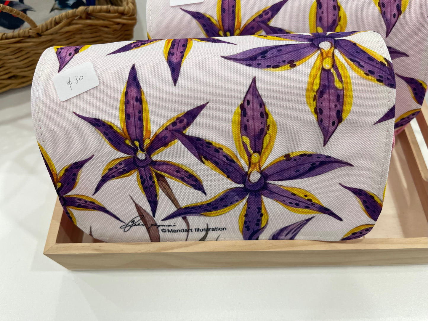Mandart make up bags