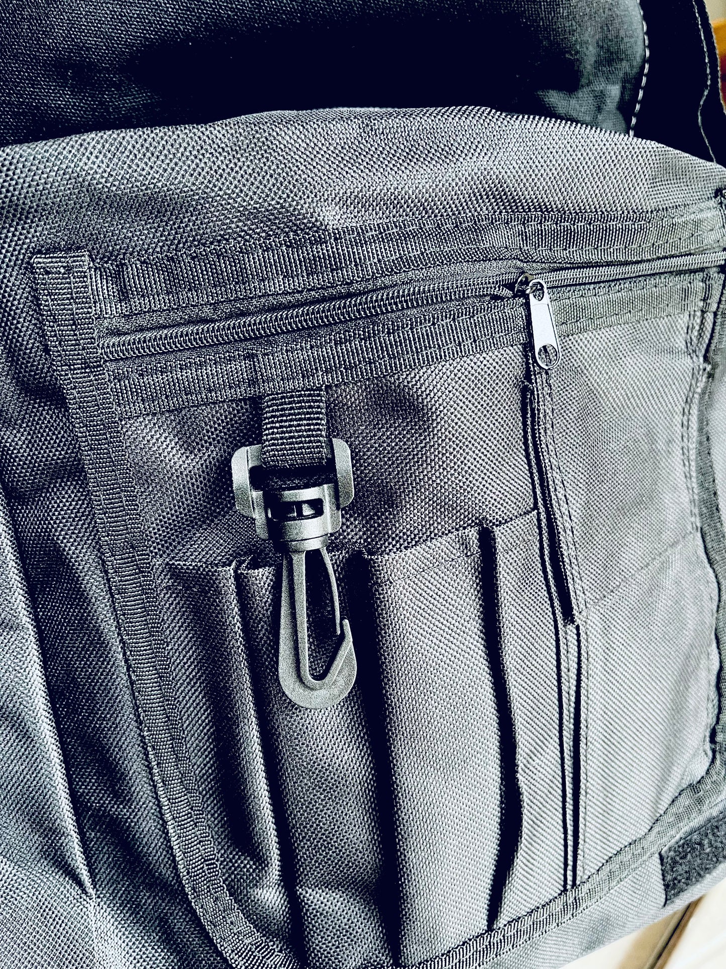 Mandart shoulder bags